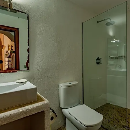 Townhouse In Gated Pool * Pollença